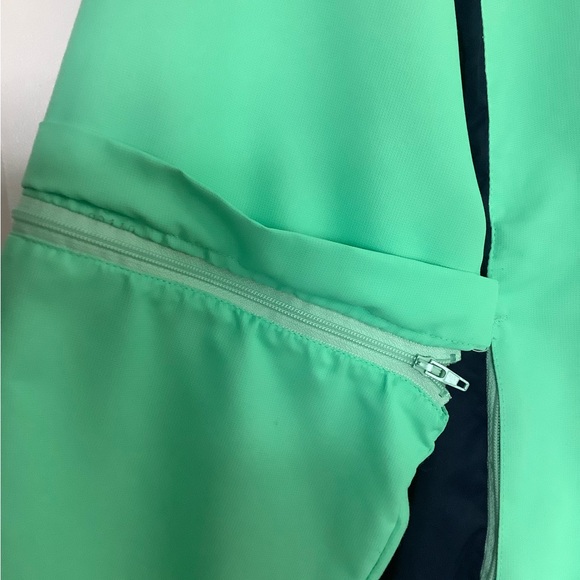 Golf jacket for ladies. - Picture 6 of 6